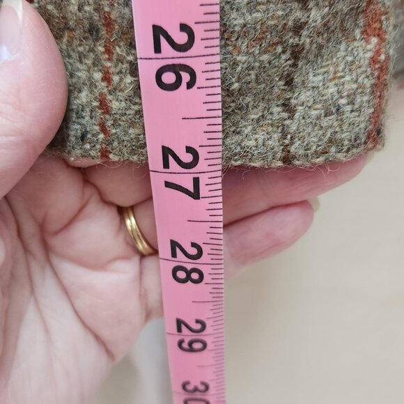 Vintage Wool A-line Skirt Tweed Plaid w Belt, Kick Pleats, Side Zip, Fully Lined - Picture 8 of 8